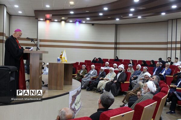 نشست آیین روزه‌داری و فرهنگ اقوام و ادیان آذربایجان غربی