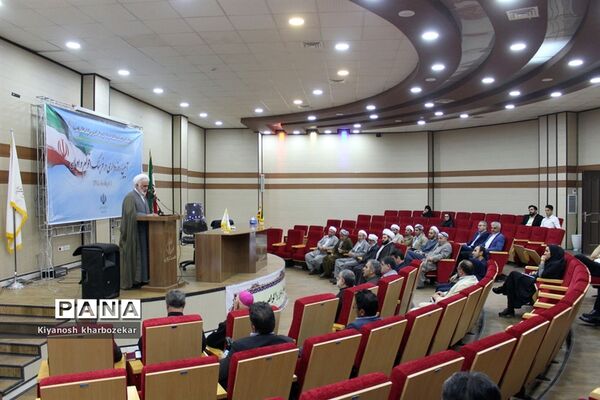 نشست آیین روزه‌داری و فرهنگ اقوام و ادیان آذربایجان غربی