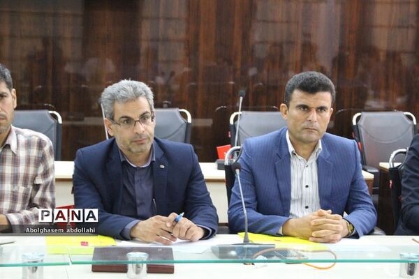 گردهمایی معاونان پرورشی و تربیت بدنی و روسای سازمان دانش‌آموزی استان بوشهر