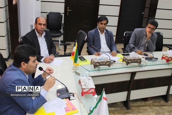 گردهمایی معاونان پرورشی و تربیت بدنی و روسای سازمان دانش‌آموزی استان بوشهر
