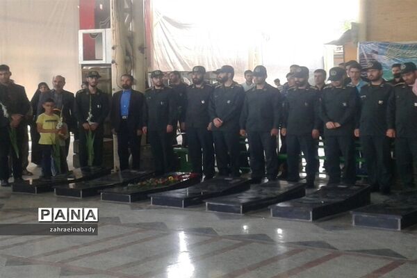 مراسم گلباران مزار شهدا گرامیداشت سالروز آزادسازی خرمشهردر ملارد