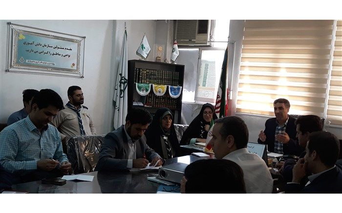 هدف سازمان دانش‌آموزی تقویت مهارت‌های صحیح زندگی که مکمل با مهارت‌های علمی است.