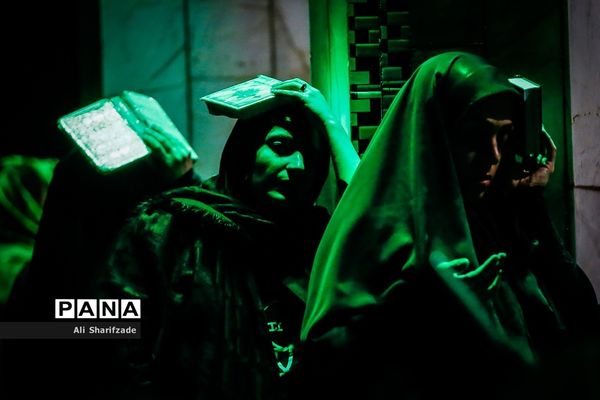 مراسم احیا شب نوزدهم ماه مبارک رمضان در مقبره الشهدای چیتگر