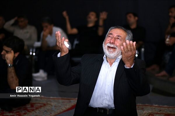 مراسم احیا  شب نوزدهم ماه مبارک رمضان در دانشگاه شریف  کیش