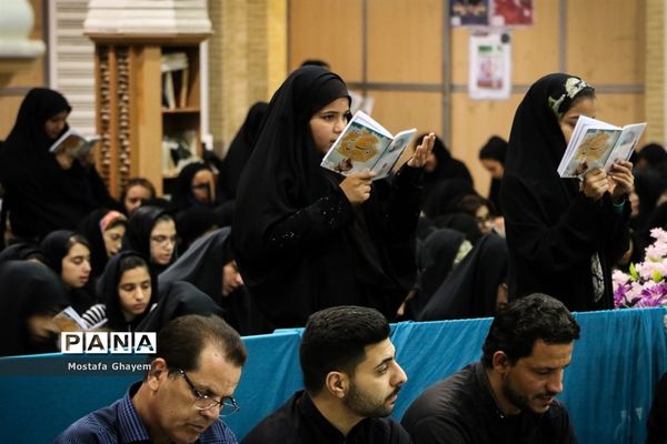 مراسم احیا شب نوزدهم ماه مبارک رمضان در مصلای آبادان