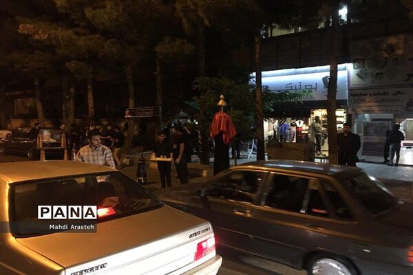 مراسم شب احیا در زور خانه مالک اشتر بیرجند