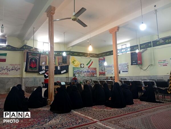کلاس های هلال احمر در مسجد ابوالفضلی نیشابور 