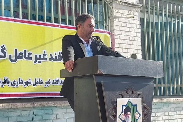 نواختن زنگ پدافند غیرعامل در هنرستان کوثر باقرشهر 