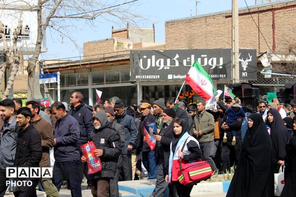 مردم فاروج باری دیگر در روز قدس حماسه آفریدند 