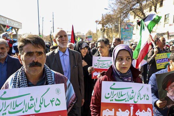 راهپیمایی باشکوه ۲۲ بهمن در کرمانشاه 