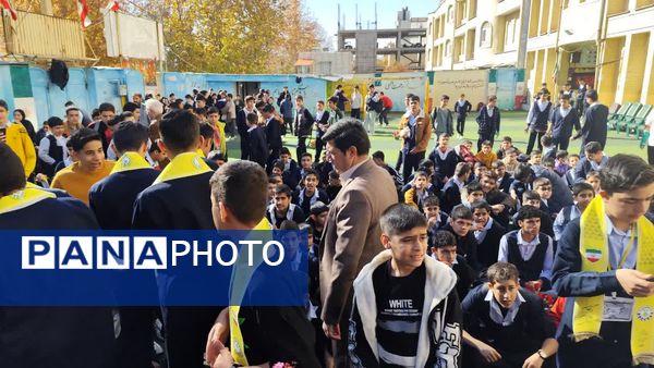 تشییع پیکر شهید گمنام در دبیرستان پویا یاسوج