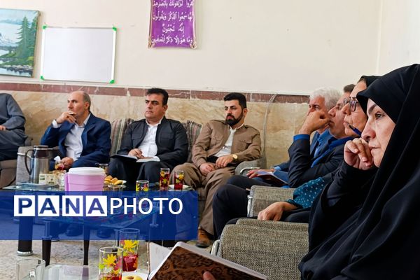 حضور معاون پرورشی و فرهنگی اداره‌کل آموزش و پرورش در جوانرود