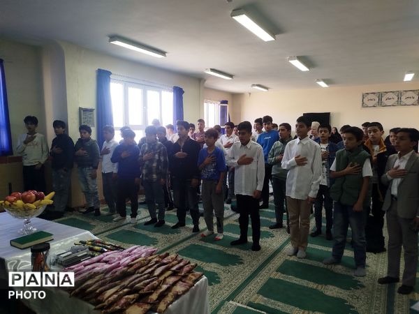 مراسم جشن تکلیف پسران در دبیرستان شهید احمد ارغیانی صفی آباد