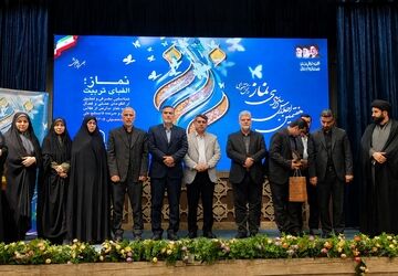 هفتمین اجلاس سراسری نماز دانش‌آموزی تهران؛ روایت تجلیل از طلایه‌داران فرهنگ نماز