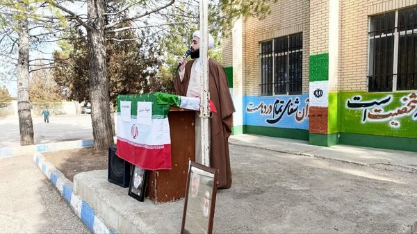 جلسه پرسش و پاسخ  و نشست بصیرتی در مدرسه نخبگان عشایر