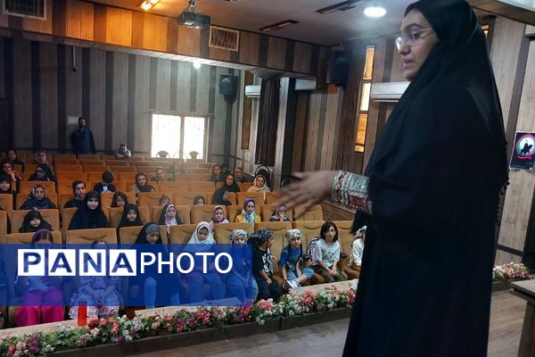 کارگاه آموزشی سرود ملائک در کانون فرهنگی تربیتی ملائک شهرستان قرچک