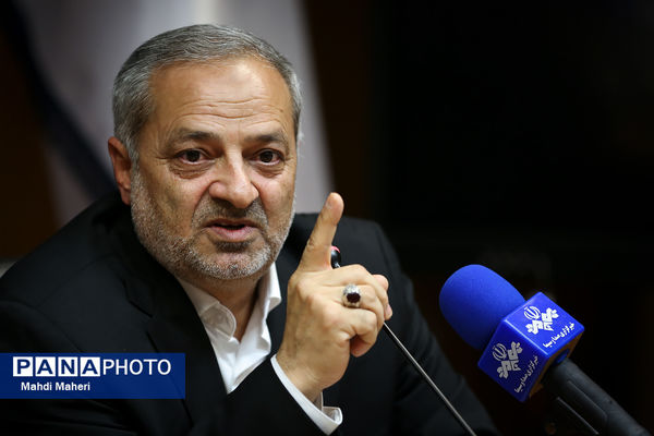 اولین نشست صمیمی وزیر آموزش و پرورش دولت چهاردهم با اعضای شورای معاونان