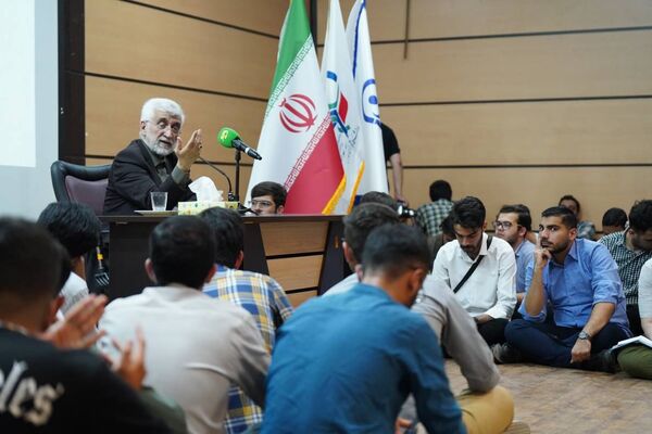 مراسم بزرگداشت روز معلم در دانشگاه فرهنگیان تهران