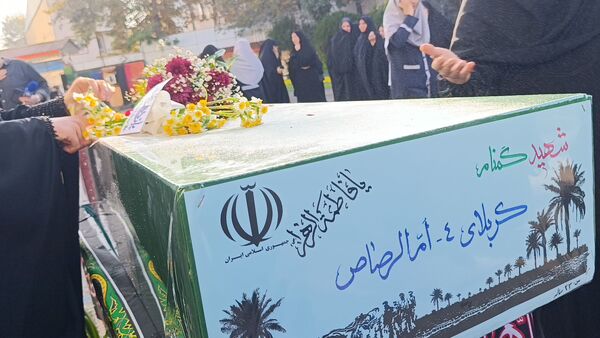 هوای عطرآگین مدرسه با حضور شهید گمنام