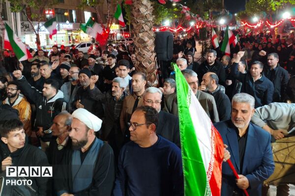 میدان هفت‌تیر بهارستان دو میزبان راهپیمایی شبانه مردم و فرهنگیان