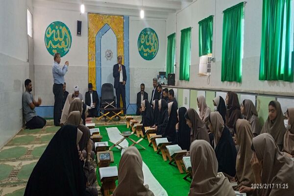 محفل نورانی انس با قرآن‌کریم با حضور قاریان برجسته استانی