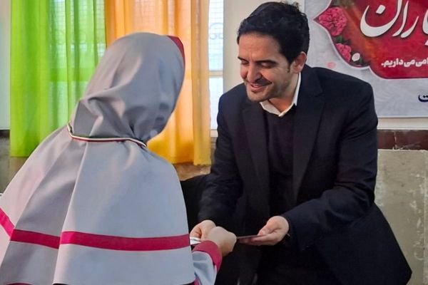 اختتامیه مسابقات شطرنج دختران بهارستان دو