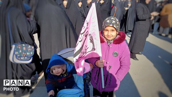  بیعت مردم رزن با سومین رهبر نظام مقدس جمهوری اسلامی ایران