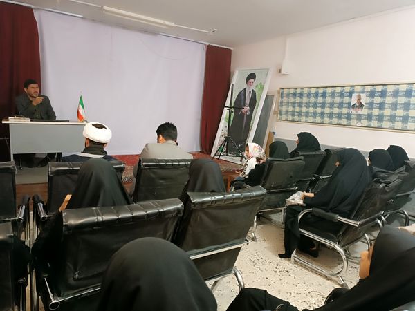  جلسه توجیهی دانش‌آموزان برگزیده مسابقات قرآن و عترت شهرستان باخرز