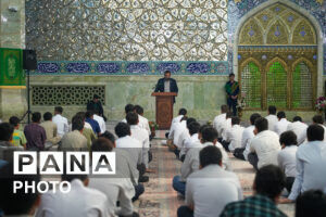  جشن تکلیف ۱۲۰ نوجوان پسر در حرم حضرت معصومه(س)