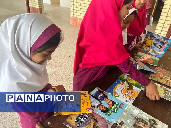 نمایش‌های خلاقانه دانش‌آموزان سیریک به‌مناسبت هفته کتاب