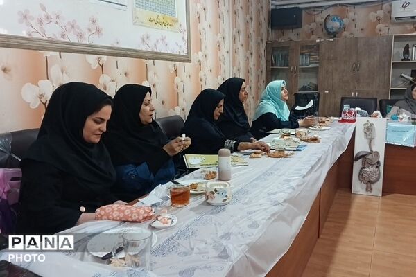 دبیرستان هدی؛ به‌سوی سفره‌ای سالم و زندگی شاداب‌تر