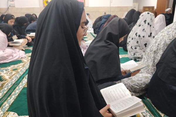 افتتاحیه هیئت هفتگی دانش‌آموزی 