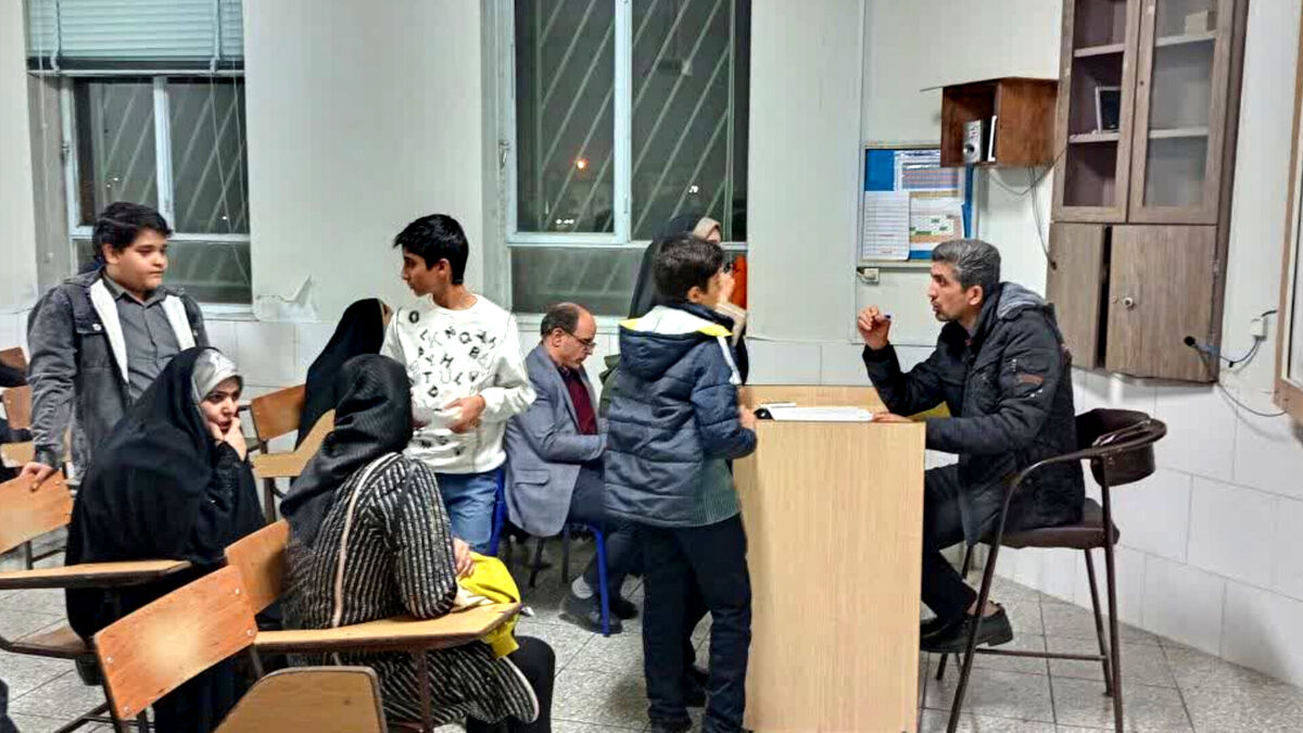 اخلاق و انضباط دانش آموزان در کلاس مهم تر از وضع تحصیلی آنها است