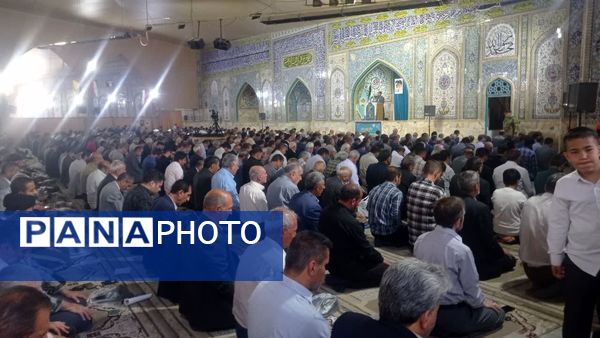 حضور مردم یاسوج در نماز جمعه 