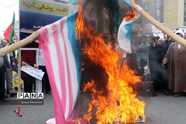 حضور مسئولان آموزش و پرورش خراسان رضوی در راهپیمایی روز قدس مشهد