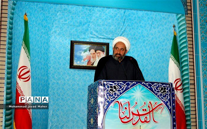 مدیر نمایندگی شورای سیاست گذاری ائمه جمعه استان تهران : بر همه مسلمانان واجب است که از مظلوم در مقابل ستمگر و ظالم حمایت کنند