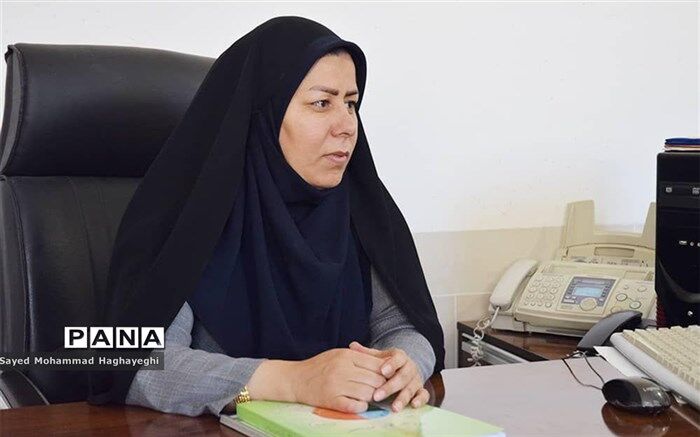 توزیع ۴۰۰ سبد کالای رمضان در میان مددجویان بهزیستی لامرد