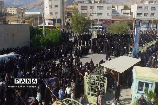 مراسم تشییع پیکر امام جمعه شهرستان کازرون