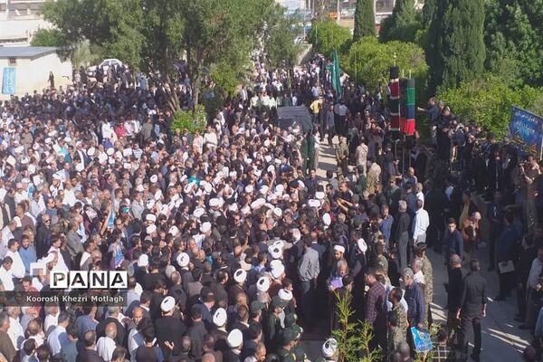 مراسم تشییع پیکر امام جمعه شهرستان کازرون