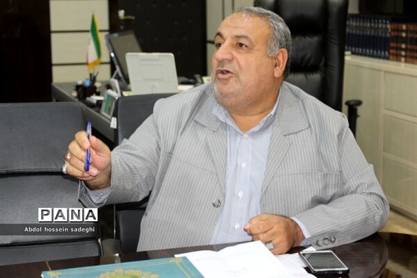 جلسه کار گروه استانی لباس فرم دانش‌آموزی استان بوشهر