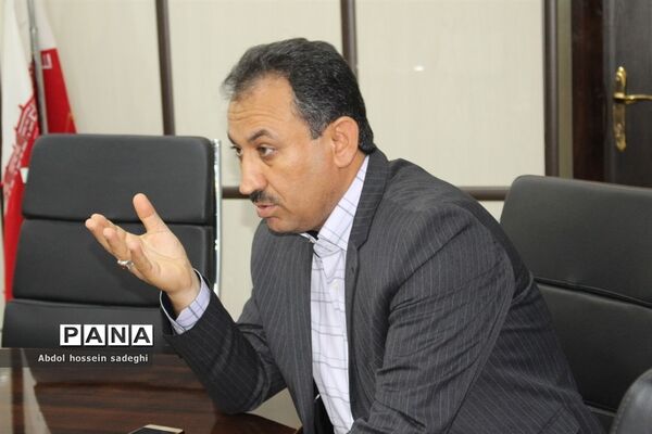 جلسه کار گروه استانی لباس فرم دانش‌آموزی استان بوشهر