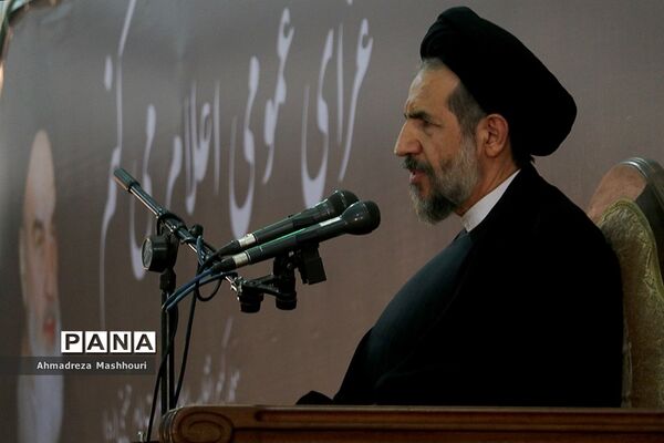 مراسم سالگرد ارتحال بنیان‌گزار جمهوری اسلامی ایران در مصلی امام خمینی تبریز