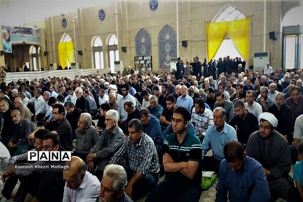 مراسم هفتمین روز درگذشت امام جمعه  شهرستان کازرون همراه با مراسم ارتحال امام خمینی (ره)