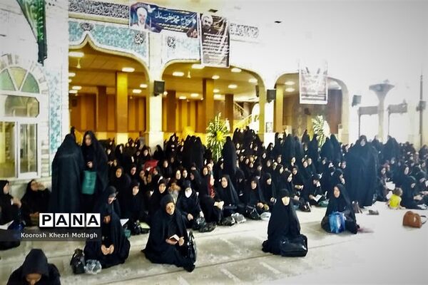 مراسم هفتمین روز درگذشت امام جمعه  شهرستان کازرون همراه با مراسم ارتحال امام خمینی (ره)