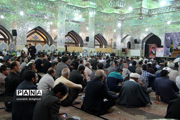 برگزاری مراسم سی امین سالگردارتحال ملکوتی حضرت امام (ره) در شیراز