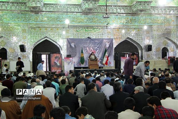 برگزاری مراسم سی امین سالگردارتحال ملکوتی حضرت امام (ره) در شیراز
