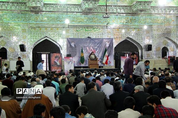 برگزاری مراسم سی امین سالگردارتحال ملکوتی حضرت امام (ره) در شیراز