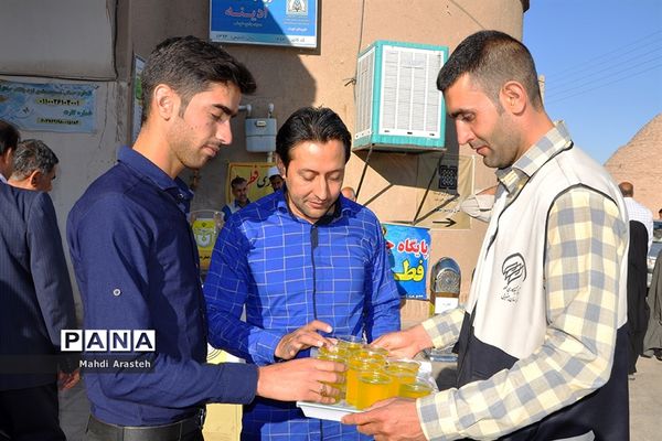 نماز عیدسعیدفطر درشهرستان خوسف خراسان جنوبی