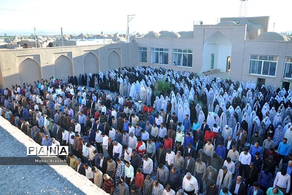 نماز عیدسعیدفطر درشهرستان خوسف خراسان جنوبی