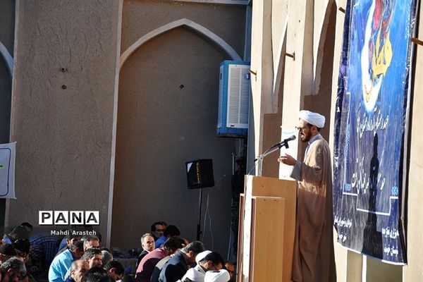 نماز عیدسعیدفطر درشهرستان خوسف خراسان جنوبی